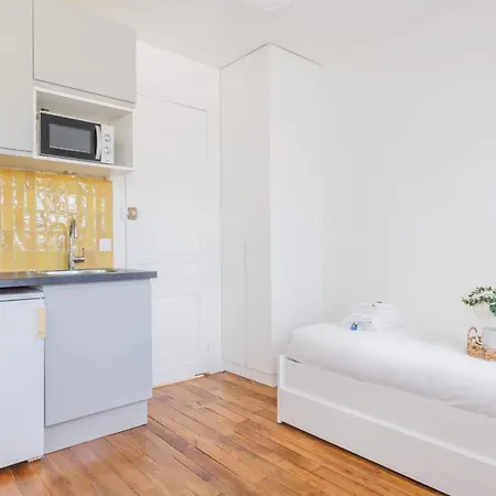 Cozy Renovated Rue Bugeaud Appartamento *