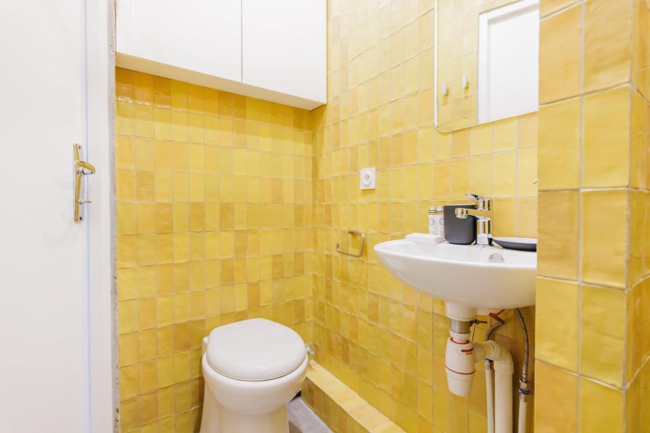 Cozy Studio Renovated Rue Bugeaud Apartment